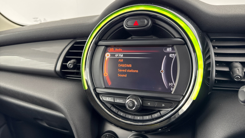 MINI Hatchback 1.5 Cooper 5dr Petrol Hatchback